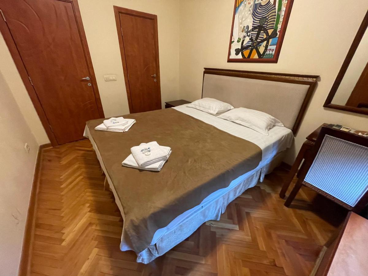 Boutique Hotel Travelling Actor - Skadarlija Βελιγράδι Εξωτερικό φωτογραφία